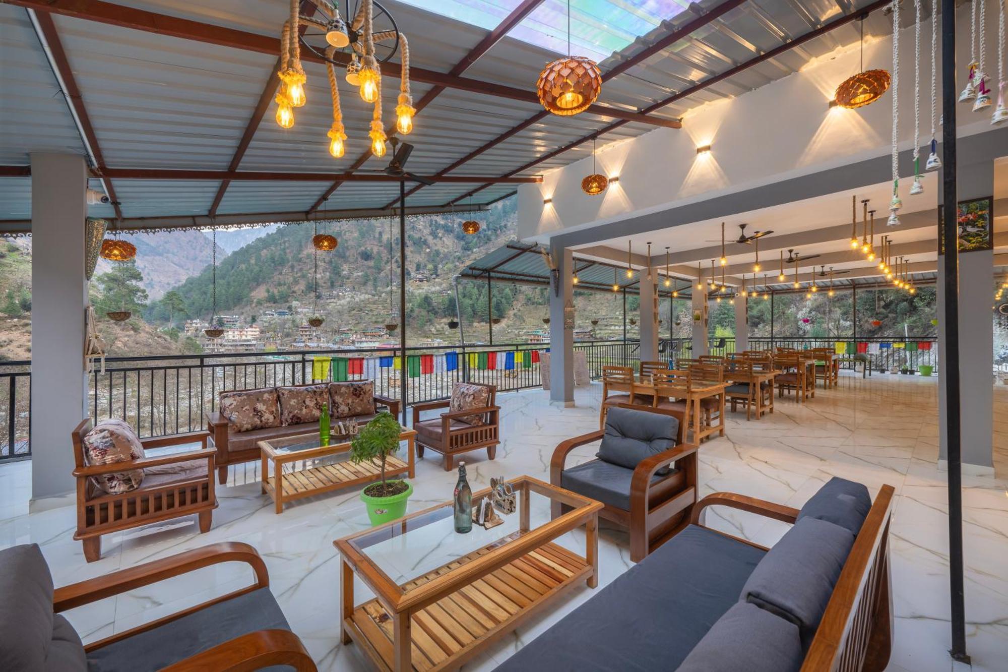 Banjār Sharda Resort-Tirthan Valley מראה חיצוני תמונה